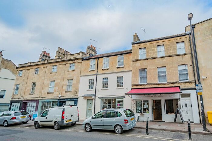 1 Bedroom Flat To Rent In Monmouth Street, Bath, BA1