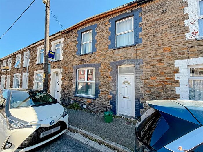 4 Bedroom Terraced House For Sale In Queen Street, Pontypridd, CF37
