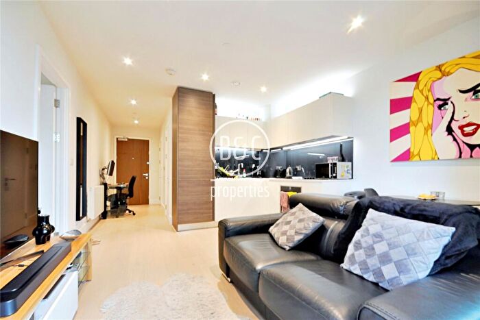 1 Bedroom Apartment To Rent In Pegler Square, Kidbrooke Village, London, SE3