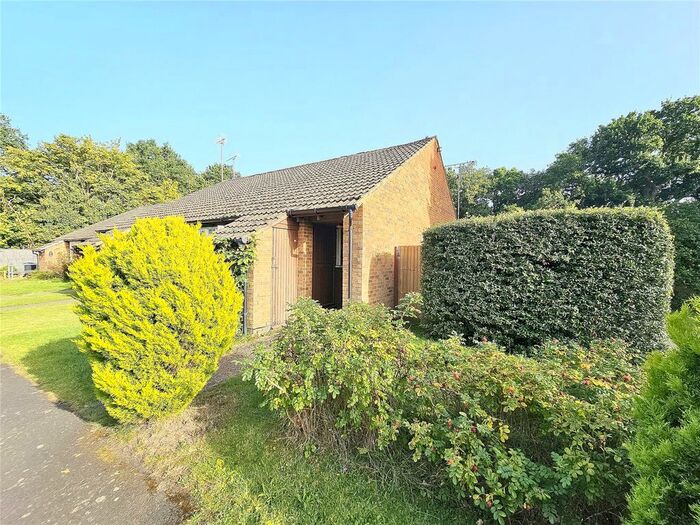 2 Bedroom Bungalow To Rent In Caradon Close, Woking, Surrey, GU21