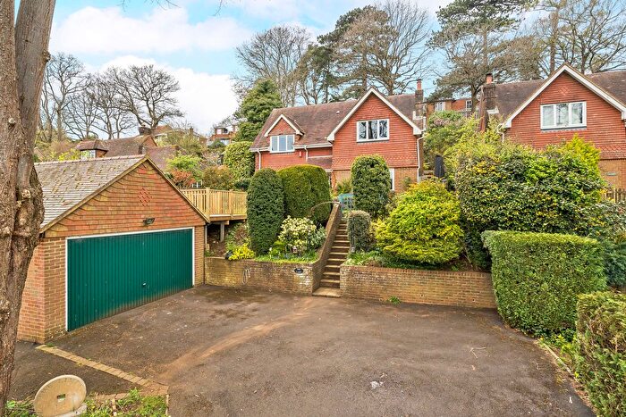4 Bedroom Detached House To Rent In Shadyhanger, Godalming, GU7