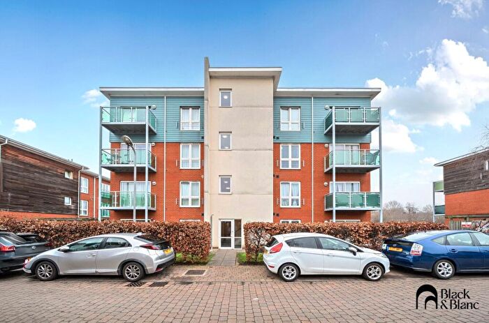 2 Bedroom Apartment For Sale In Egerton Court, Medhurst Drive, Bromley, BR1