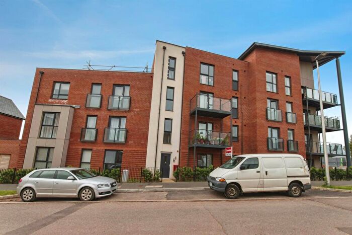 2 Bedroom Flat For Sale In Ellacott Road, Matford, Exeter, EX2