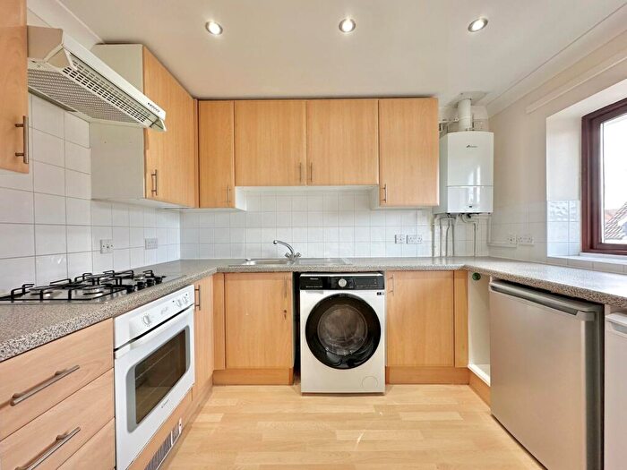 2 Bedroom Apartment To Rent In Queensbury Lane, Monkston Park, Milton Keynes, MK10