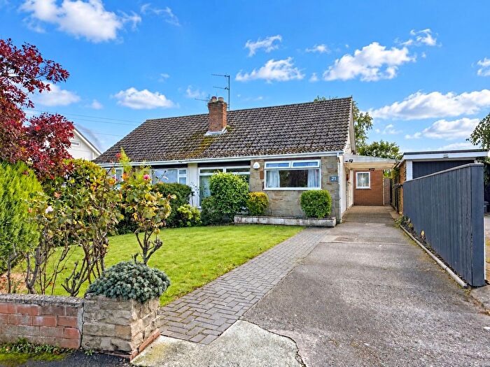 3 Bedroom Semi-Detached Bungalow For Sale In Langdale Avenue, Wirral, CH61