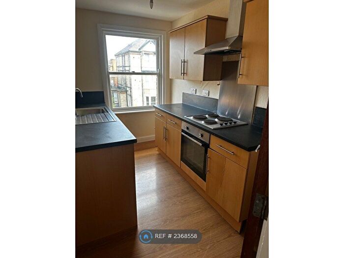 2 Bedroom Flat To Rent In Scarborough, Scarborough, YO11