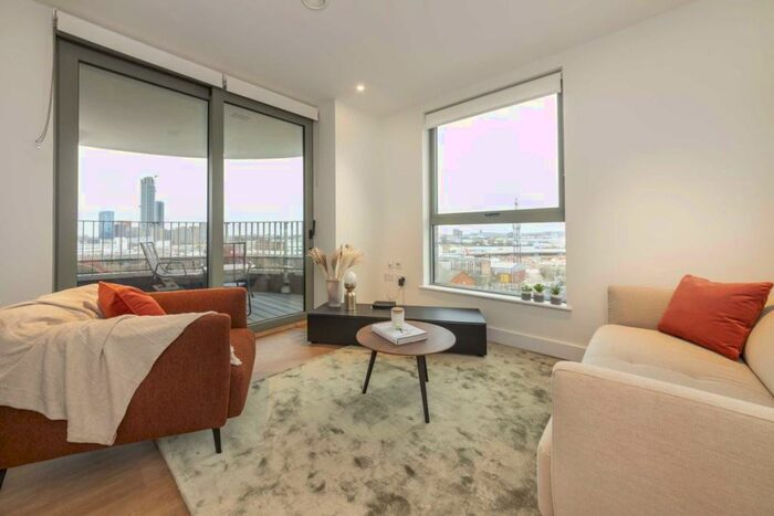 2 Bedroom Flat To Rent In Union Way, Willesden Junction, NW10