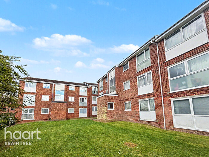 2 Bedroom Apartment To Rent In Trafalgar Court, Braintree, CM7