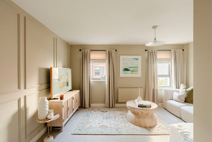 4 Bedroom Town House For Sale In Paintworks, Arnos Vale, Bristol., BS4