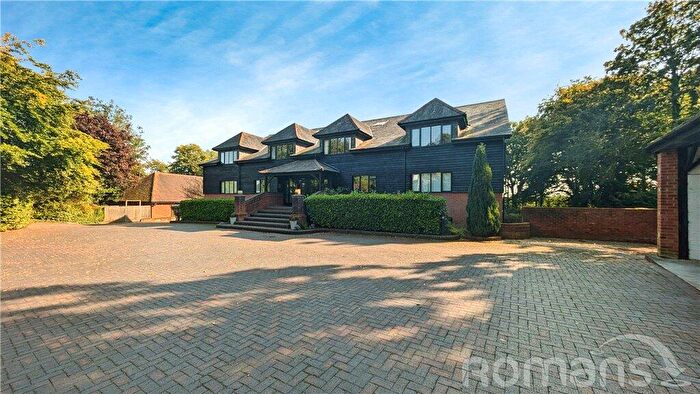 4 Bedroom Maisonette For Sale In Sotherington Lane, Selborne, Alton, GU34