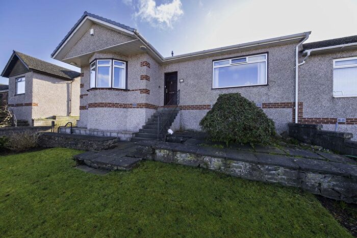 4 Bedroom Semi Detached House For Sale In Charleston Drive, Dundee, DD2