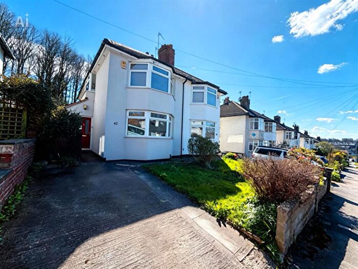 3 Bedroom Semi-Detached House For Sale In Church Avenue, Meanwood, LS6