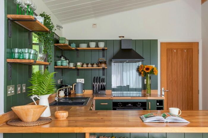 3 Bedroom Detached Bungalow For Sale In The Cabin, Gara Mill, Kingsbridge, TQ7