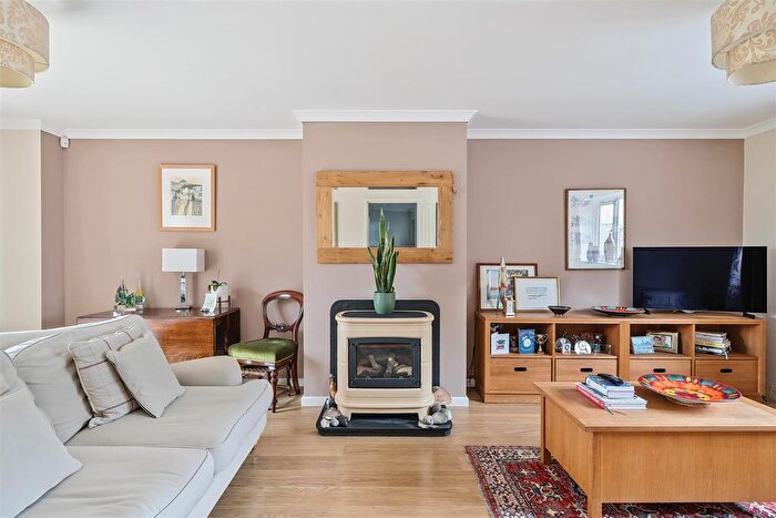 5 Bedroom Detached House For Sale In Magiston Street, Stratton, Dorchester, DT2