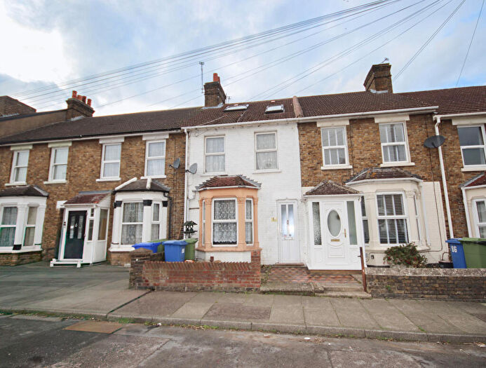 5 Bedroom Terraced House To Rent In Rock Road, Sittingbourne, ME10