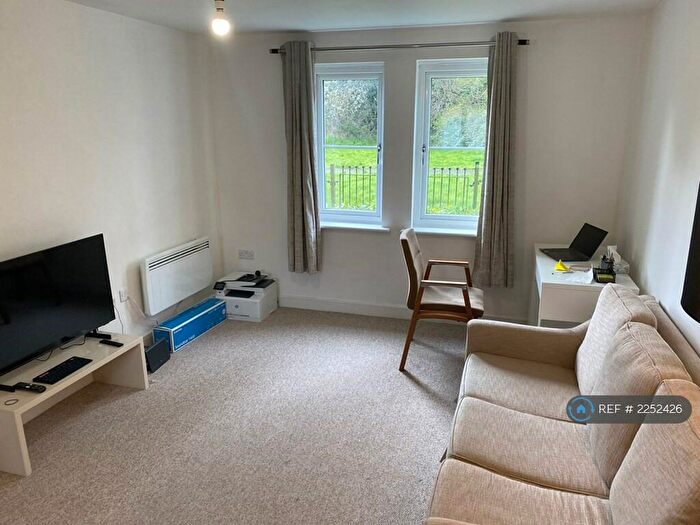 2 Bedroom Flat To Rent In Barley Leaze, Chippenham, SN14