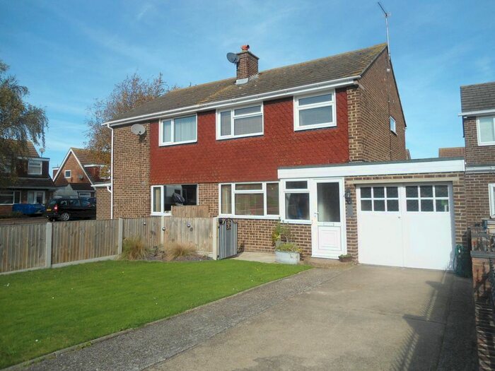 3 Bedroom Semi-Detached House To Rent In Cherry Gardens, Broadstairs, CT10