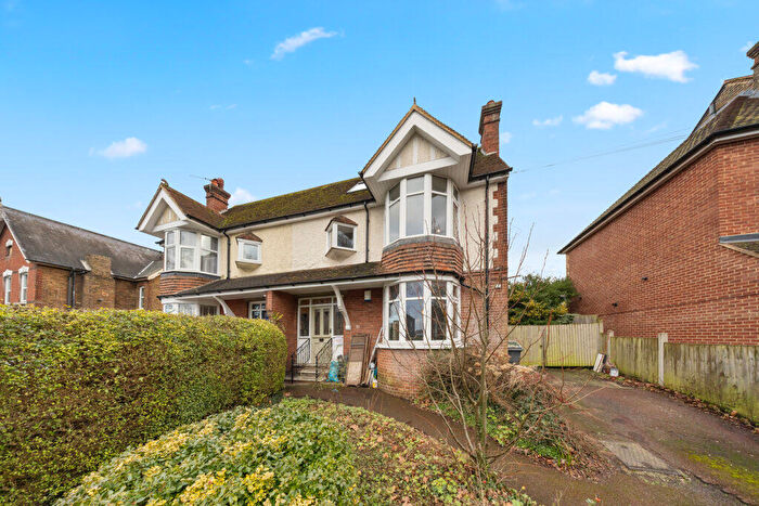 3 Bedroom Semi Detached House For Sale In College Road, Kent, ME15