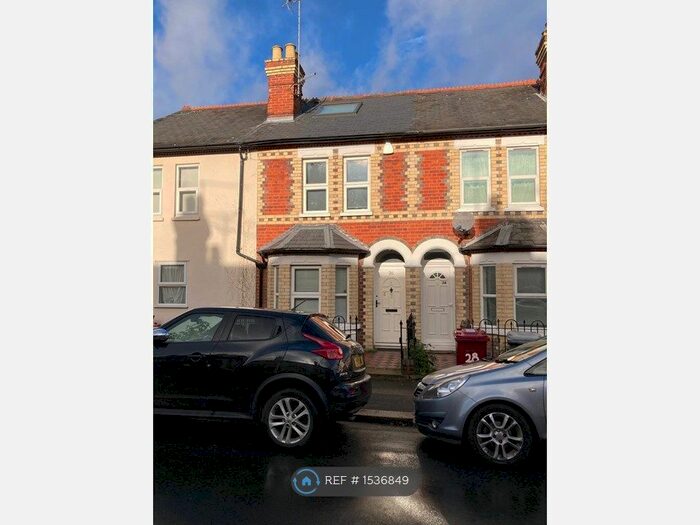 4 Bedroom Terraced House To Rent In Cardigan Gardens, Reading, RG1