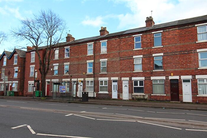 3 Bedroom Terraced House To Rent In Beeston Road, Dunkirk, Nottingham, NG7