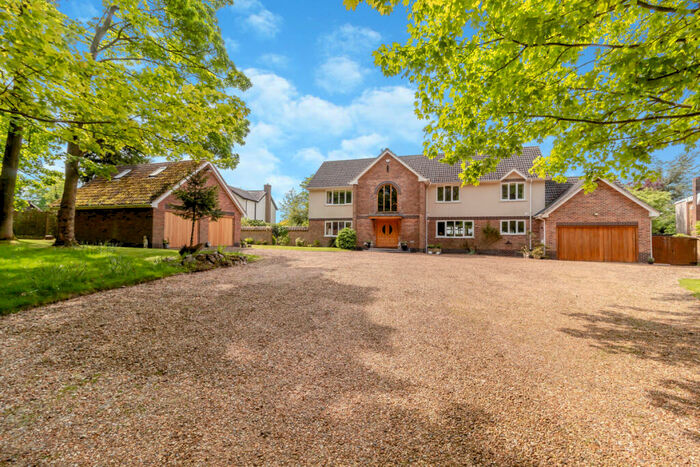 5 Bedroom Detached House For Sale In Brocton Road Milford Stafford, Staffordshire, ST17