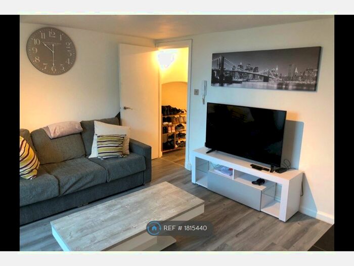 1 Bedroom Flat To Rent In Westgate, Burnley, BB11