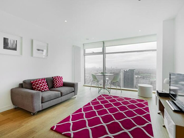 1 Bedroom Apartment To Rent In Pioneer Point - Flat, Ilford, IG1