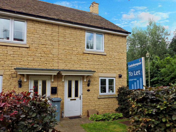 2 Bedroom Terraced House To Rent In Park View Road, Witney, Oxfordshire, OX28