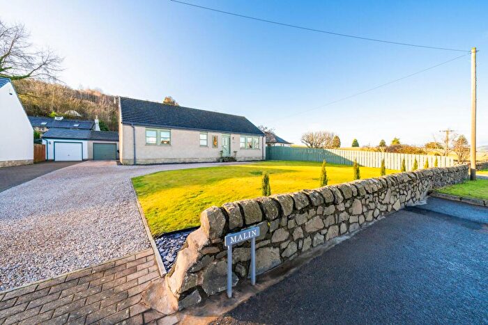 3 Bedroom Detached House For Sale In Craigmill, Newburgh, KY14