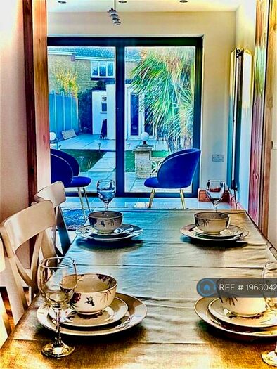 3 Bedroom Terraced House To Rent In Southwick, Brighton, BN41