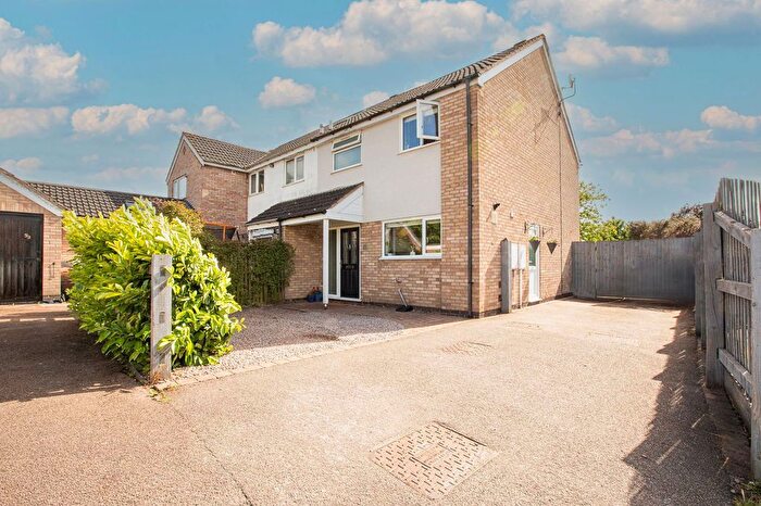 3 Bedroom Semi-Detached House For Sale In Sherrard Drive, Sileby, LE12