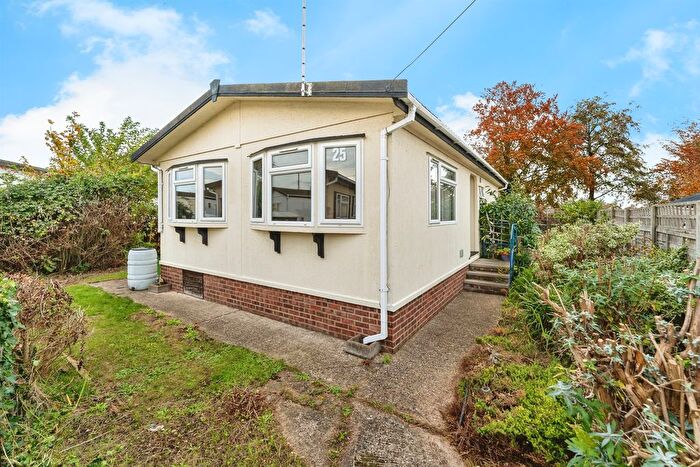 2 Bedroom Detached Bungalow For Sale In Way Lane, Waterbeach, Cambridge, CB25