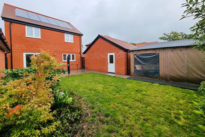 4 Bedroom Detached House For Sale In Denmead, Hampshire, PO7