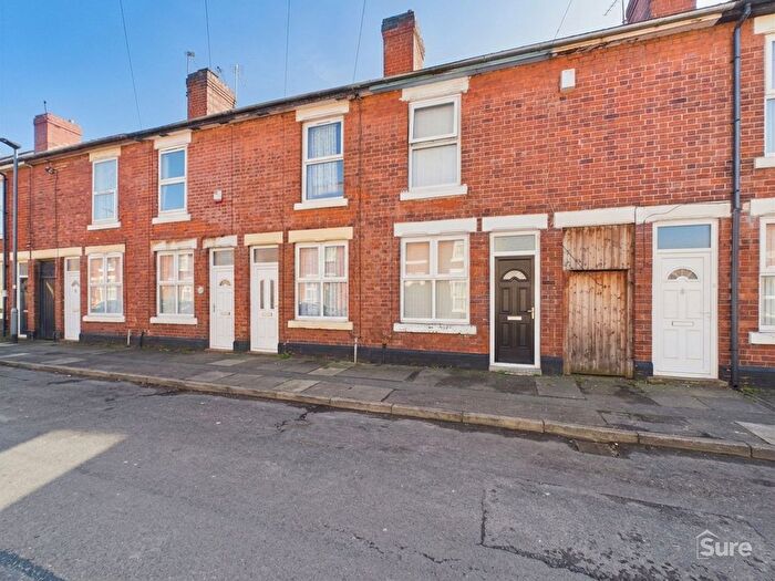 2 Bedroom Terraced House For Sale In Leacroft Road, Derby, DE23