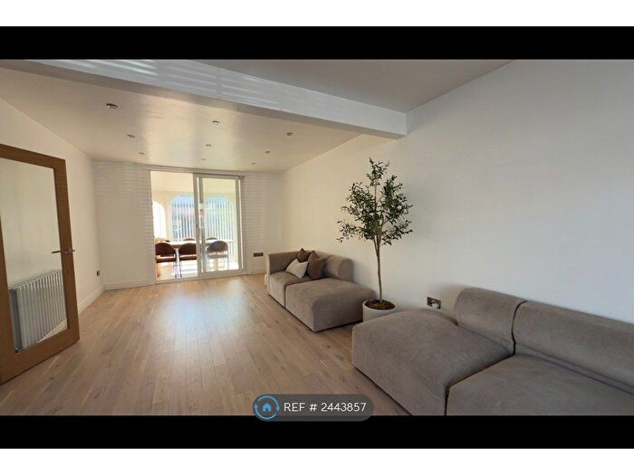 3 Bedroom End Of Terrace House To Rent In Eric Road, Chadwell Heath, RM6