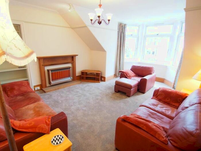 3 Bedroom Flat To Rent In Belvidere Street, Aberdeen, AB25