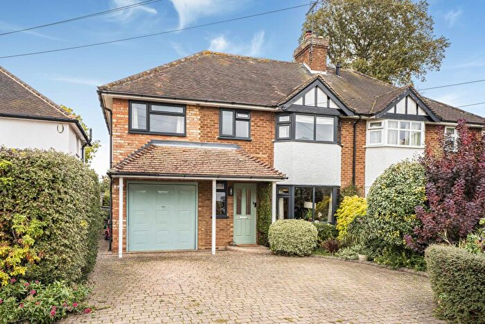 4 Bedroom Semi-Detached House For Sale In Bearton Green, Hitchin, SG5