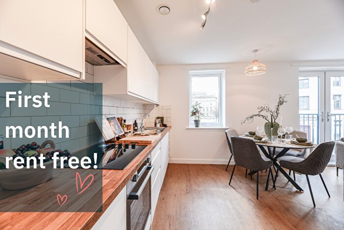 2 Bedroom Apartment To Rent In Deansgate Gardens, Central Street, Bolton, Greater Manchester, BL1