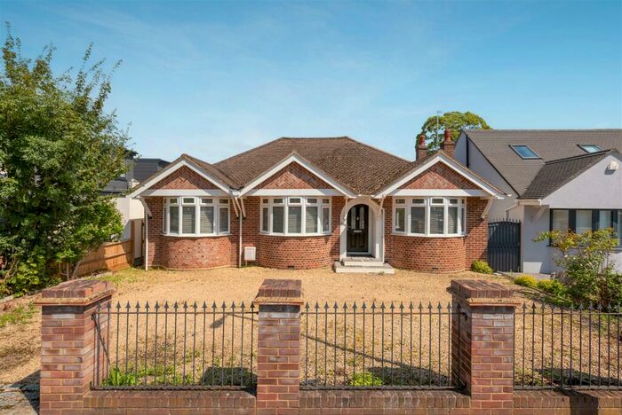 4 Bedroom Detached Bungalow To Rent In Clewer Hill Road, Windsor, SL4