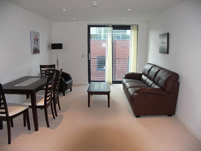 2 Bedroom Flat To Rent In Cornhill, Cornhill, Liverpool, L1