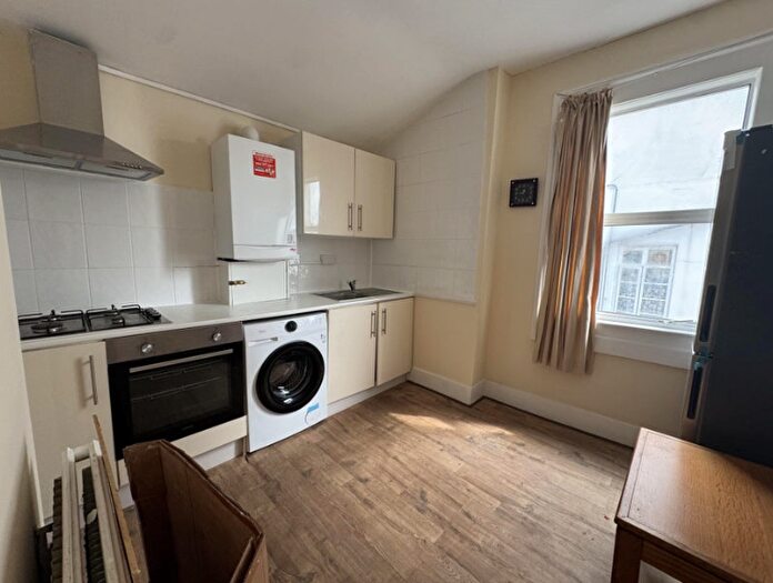 1 Bedroom Flat To Rent In Willesden Lane, London, NW6