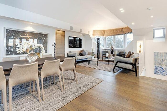 3 Bedroom Penthouse For Sale In Westfield, Kidderpore Avenue, Hampstead, London, NW3