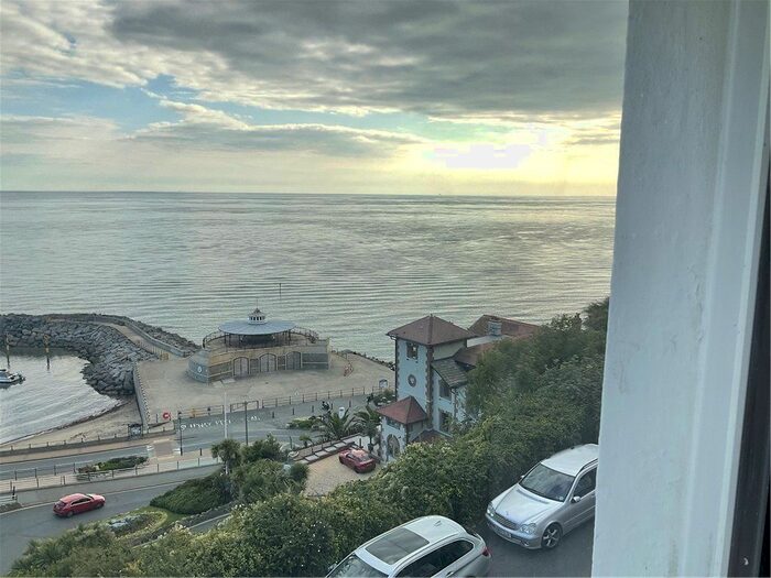 2 Bedroom Flat For Sale In Hambrough Road, Ventnor, Isle Of Wight, PO38