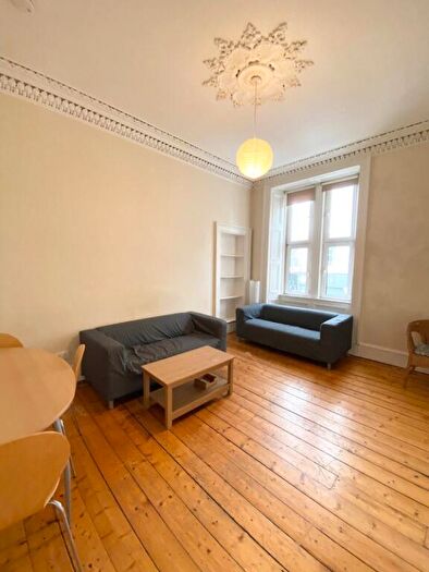 3 Bedroom Flat To Rent In Dalry Road, Edinburgh, EH11