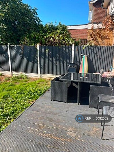 5 Bedroom Semi Detached House To Rent In Mead Way, Canterbury, CT2