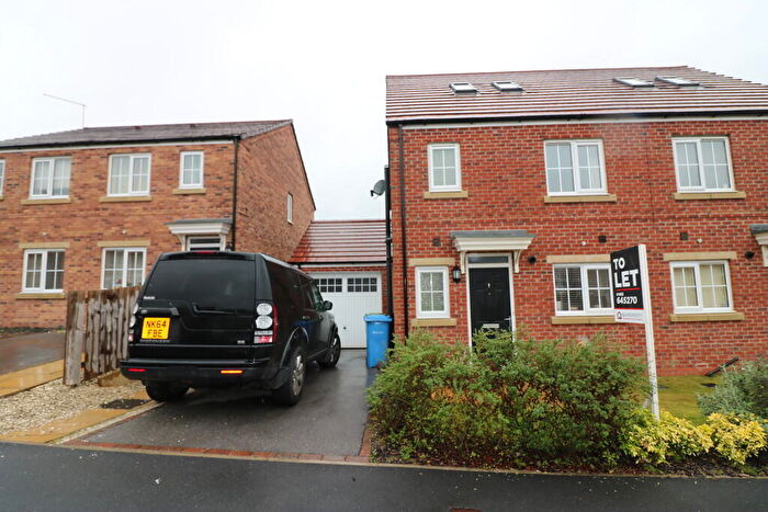 3 Bedroom Semi Detached House To Rent In Mulberry Avenue, HU17