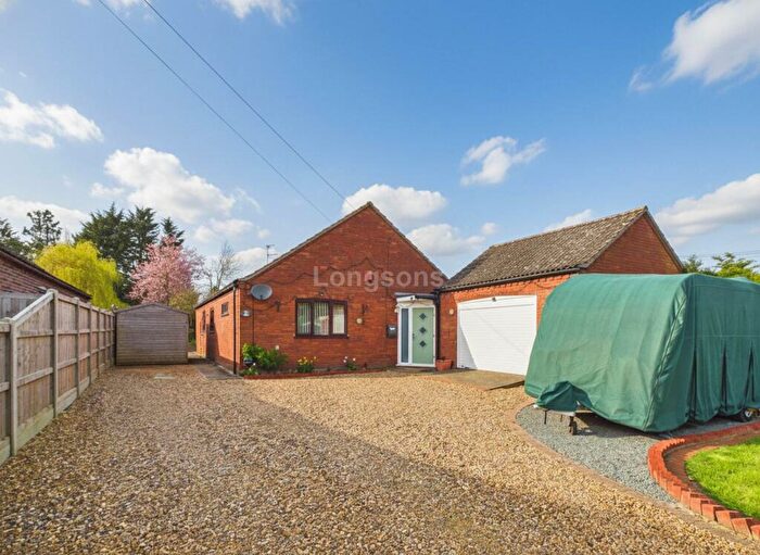 4 Bedroom Detached Bungalow For Sale In Hills Road, Saham Toney, IP25