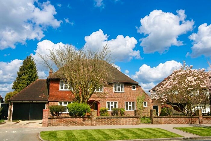 5 Bedroom Detached House For Sale In Grimwade Avenue, Croydon, CR0