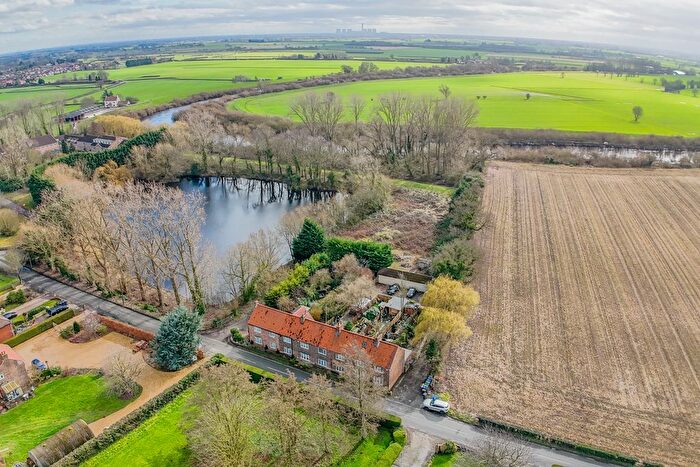 2 Bedroom Terraced House For Sale In Riccall Lane, Kelfield, YO19