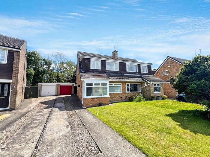 3 Bedroom Semi Detached House For Sale In Selwyn Drive, Stockton-On-Tees, TS19